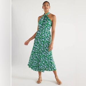 Scoop Halter Neck Dress